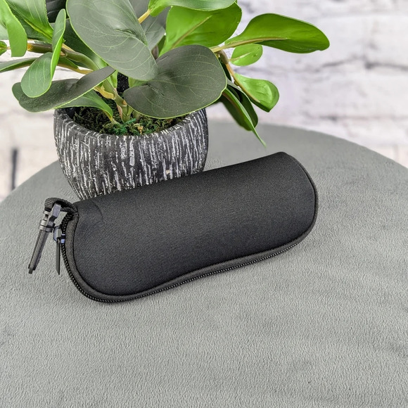 Black neoprene zippered glasses sunglasses case pouch - Picture 1 of 6